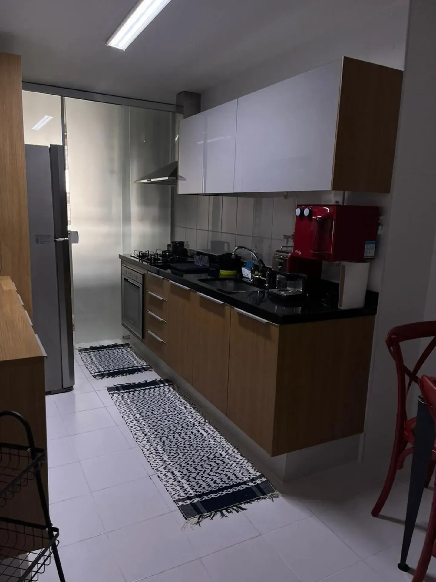 Furnished apartment with balcony, 4 bedrooms and 5 baths — photo 16