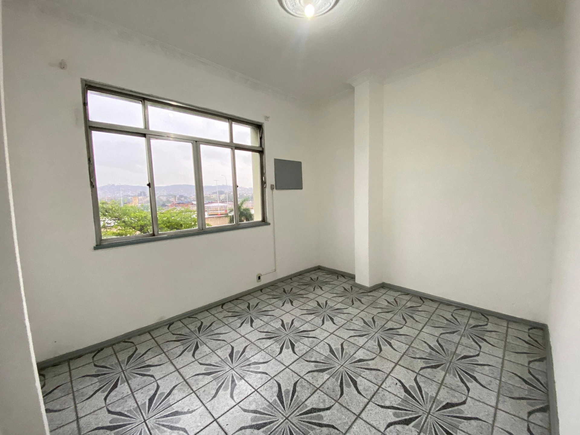 Орендна квартира з 3 спальнями та 1 ванною — photo 25
