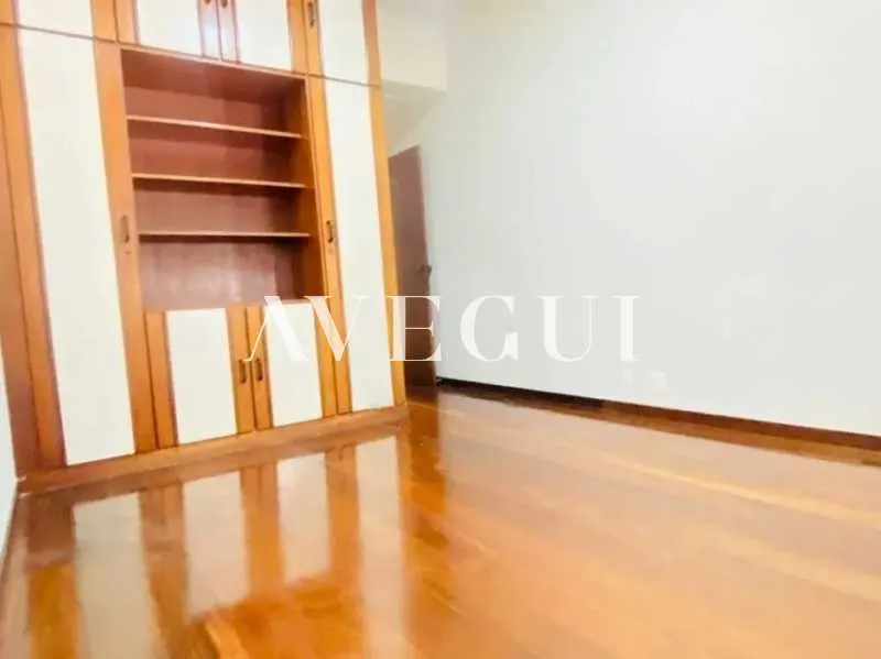 Apartamento com 4 quartos e 5 banheiros e varanda — photo 6