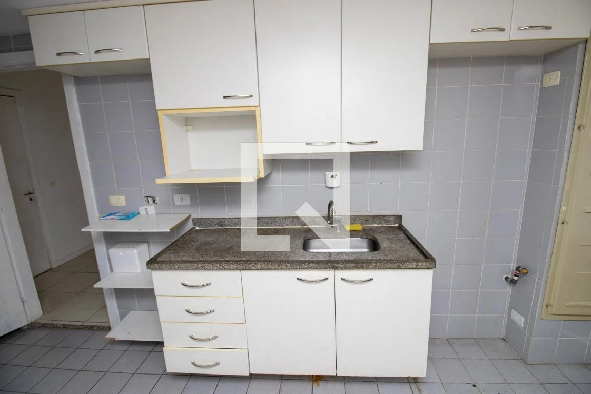 Apartamento sem mobília com 1 quarto e 2 banheiros — photo 36