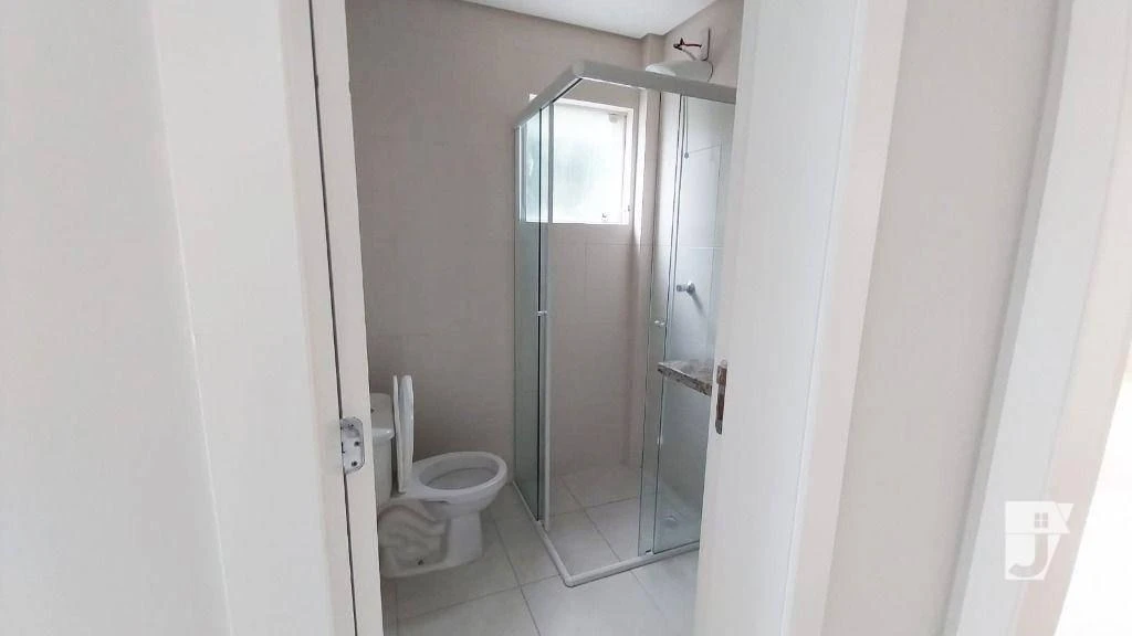 Apartamento mobiliado, 32 m², com janelas do piso ao teto — photo 9