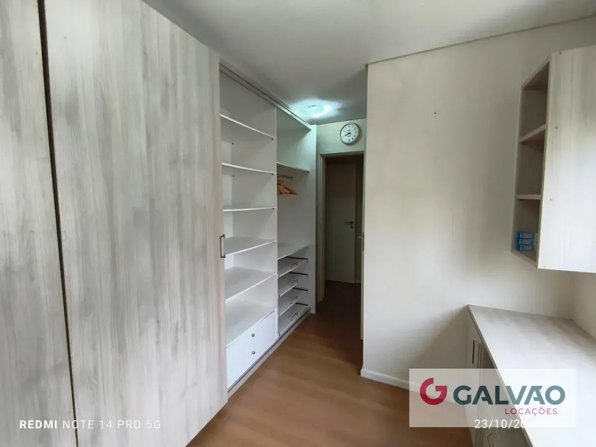 Квартира 185 м² з панорамними вікнами та заскленим балконом — photo 13