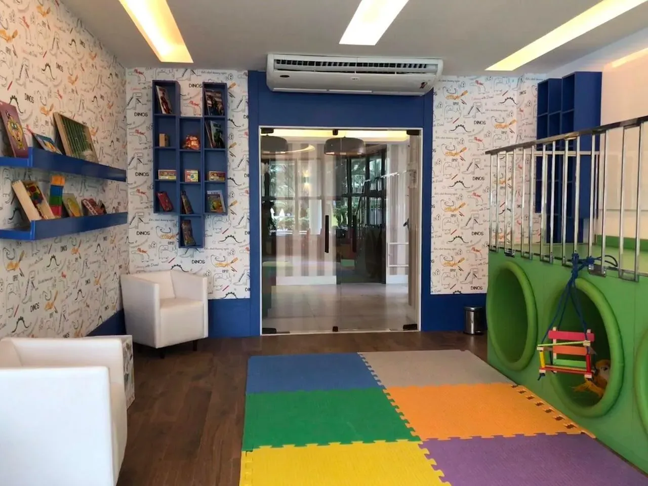 Furnished 1-bedroom apartment with 1 parking space 109 m² — photo 25