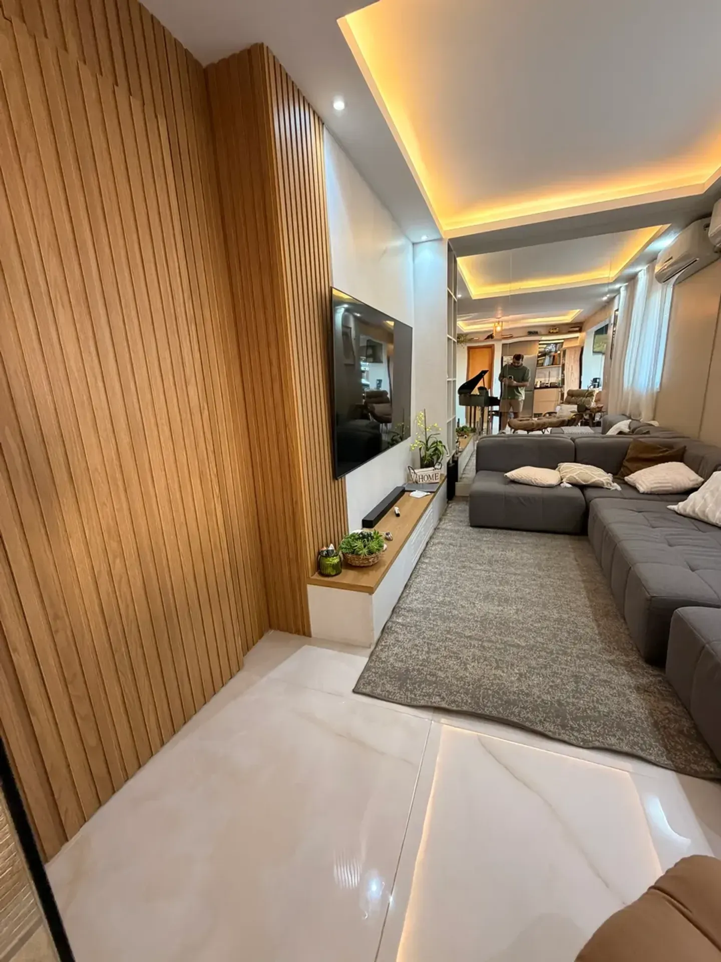 Furnished apartment, 148 m², with a jacuzzi — photo 16