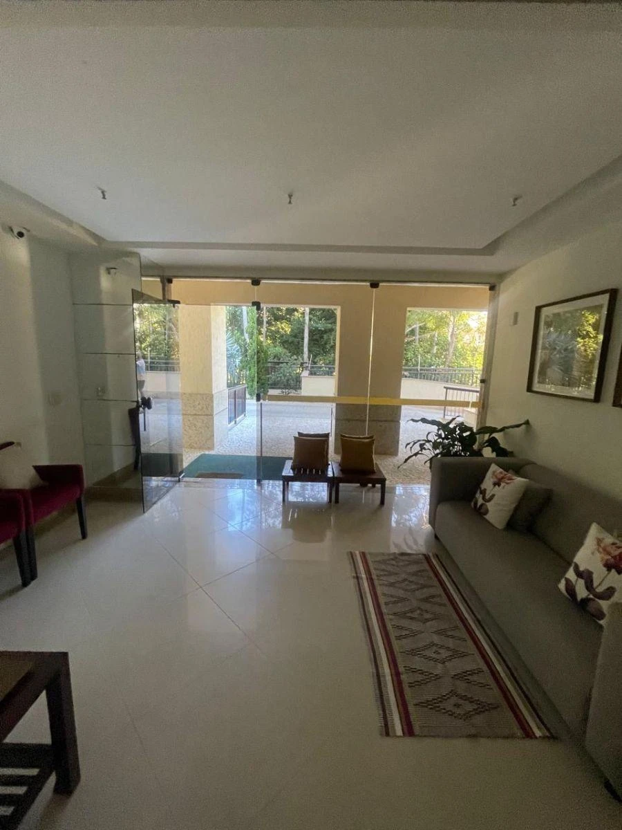 Apartamento semi mobiliado com 2 quartos e 70 m² — photo 11