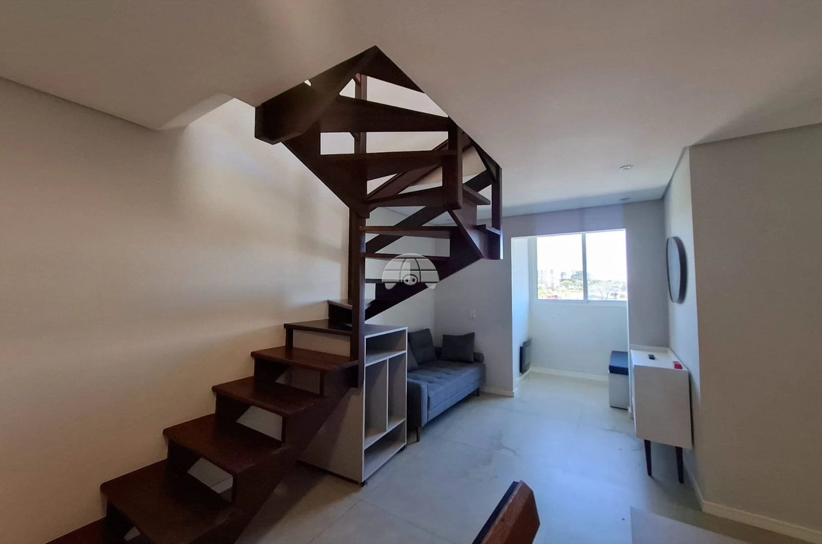 Furnished 3-bedroom apartment with integrated kitchen