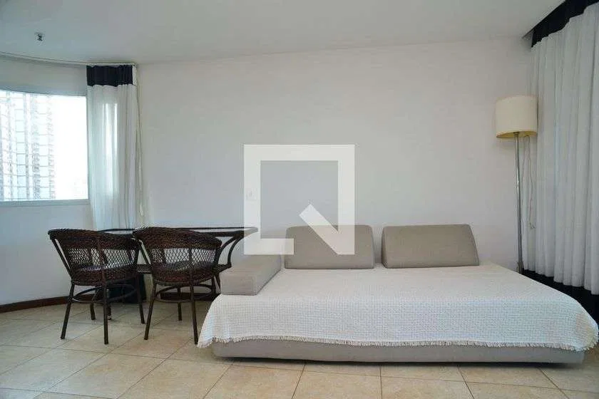 Мебльована квартира 58 м² з 1 спальнею та 1 паркомісцем — photo 21
