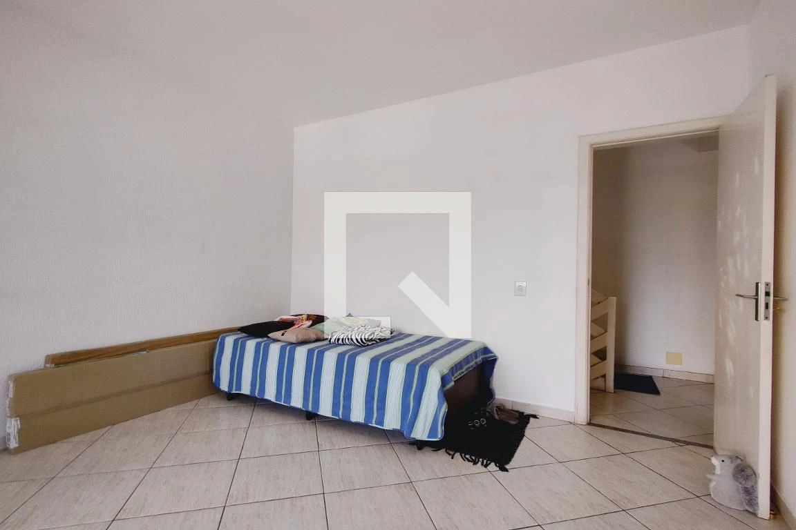 Casa mobiliada com 3 quartos, varanda e 3 banheiros — photo 94