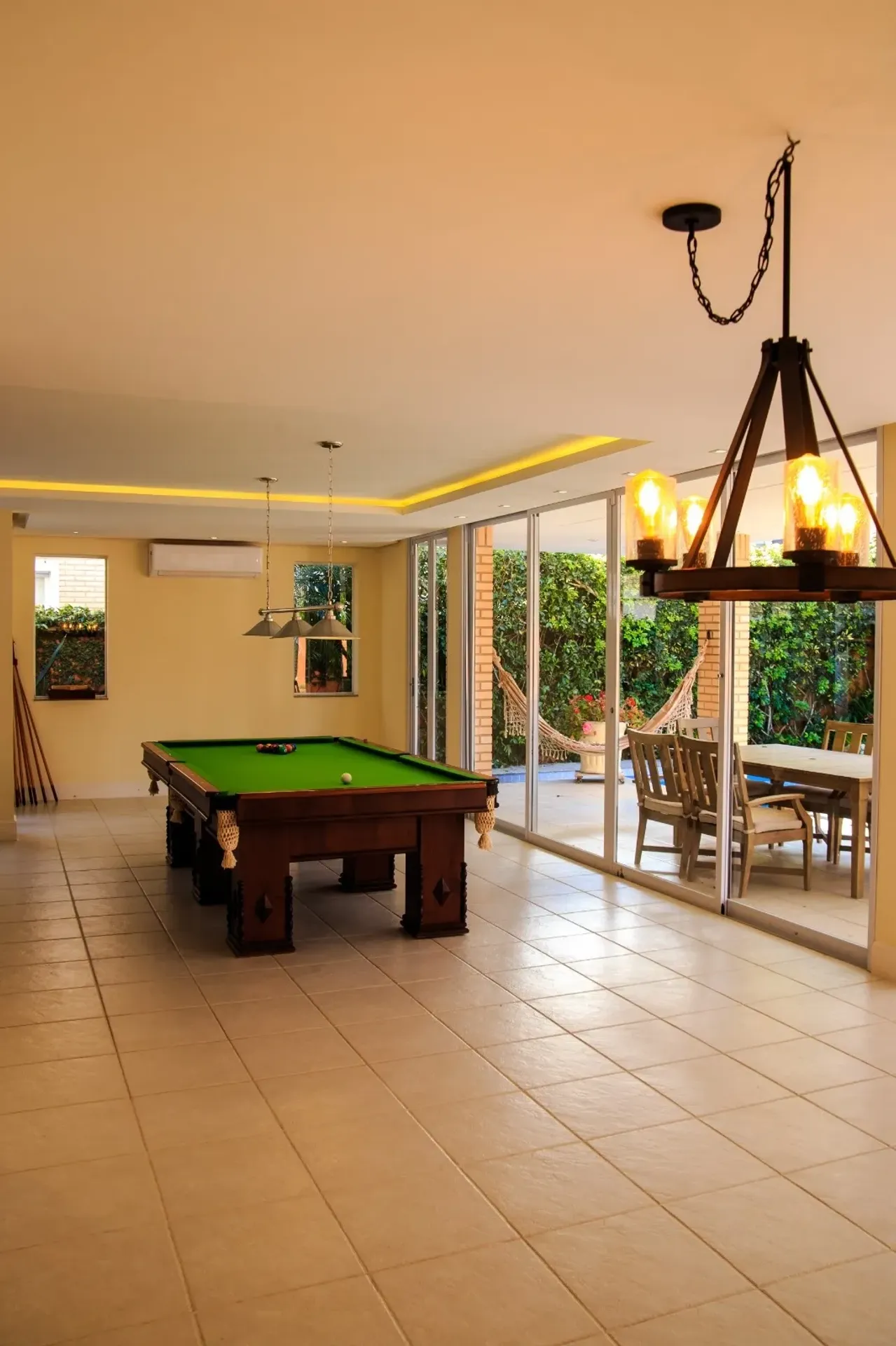 Furnished house with 5 en-suite bedrooms — photo 45