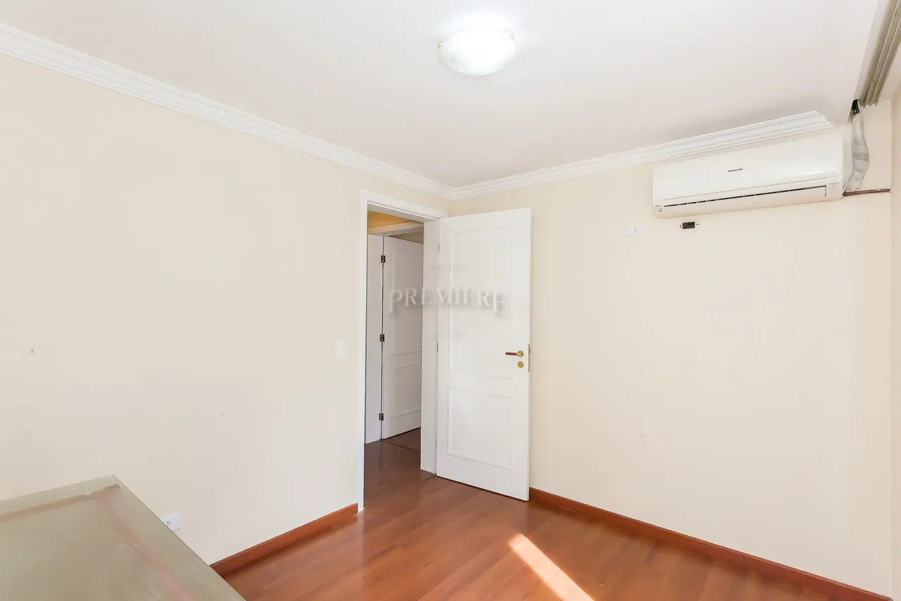 Unfurnished 3-bedroom house with private garden — photo 20
