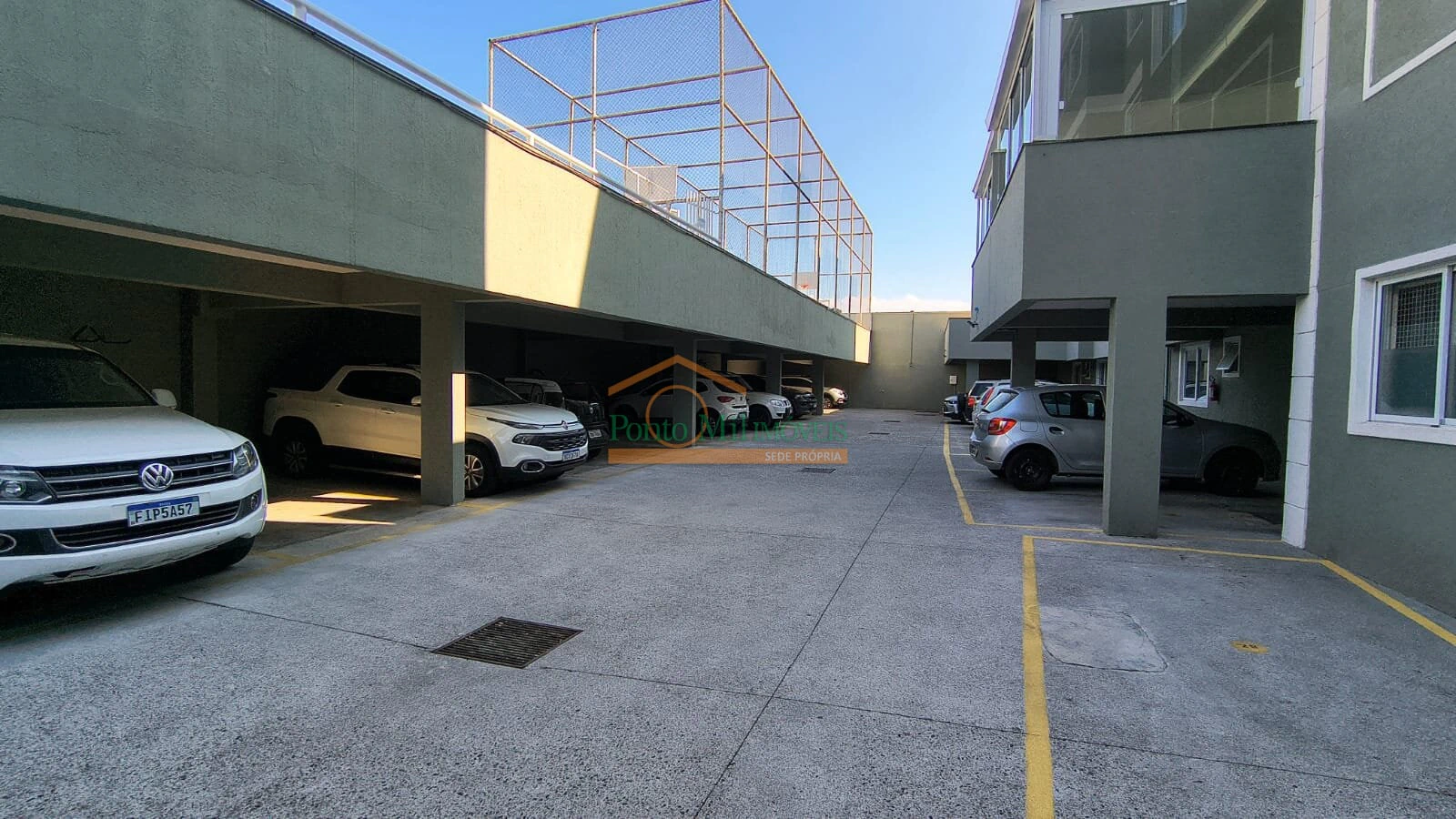 Apartamento com 2 quartos e cozinha separada de 65 m² — photo 10