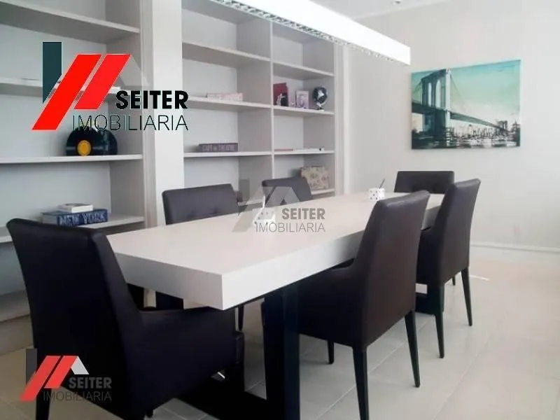110 m² apartment with 2 bedrooms, 1 suite, balcony — photo 48