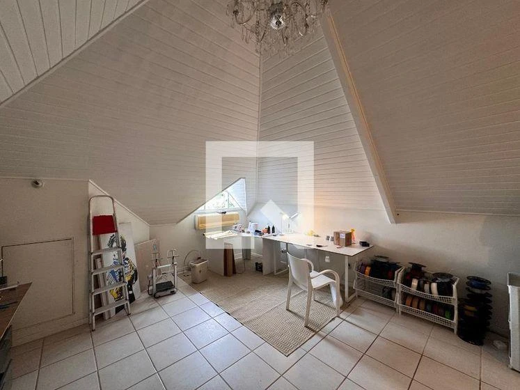 5-bedroom house with a bathtub in Rio de Janeiro — photo 49