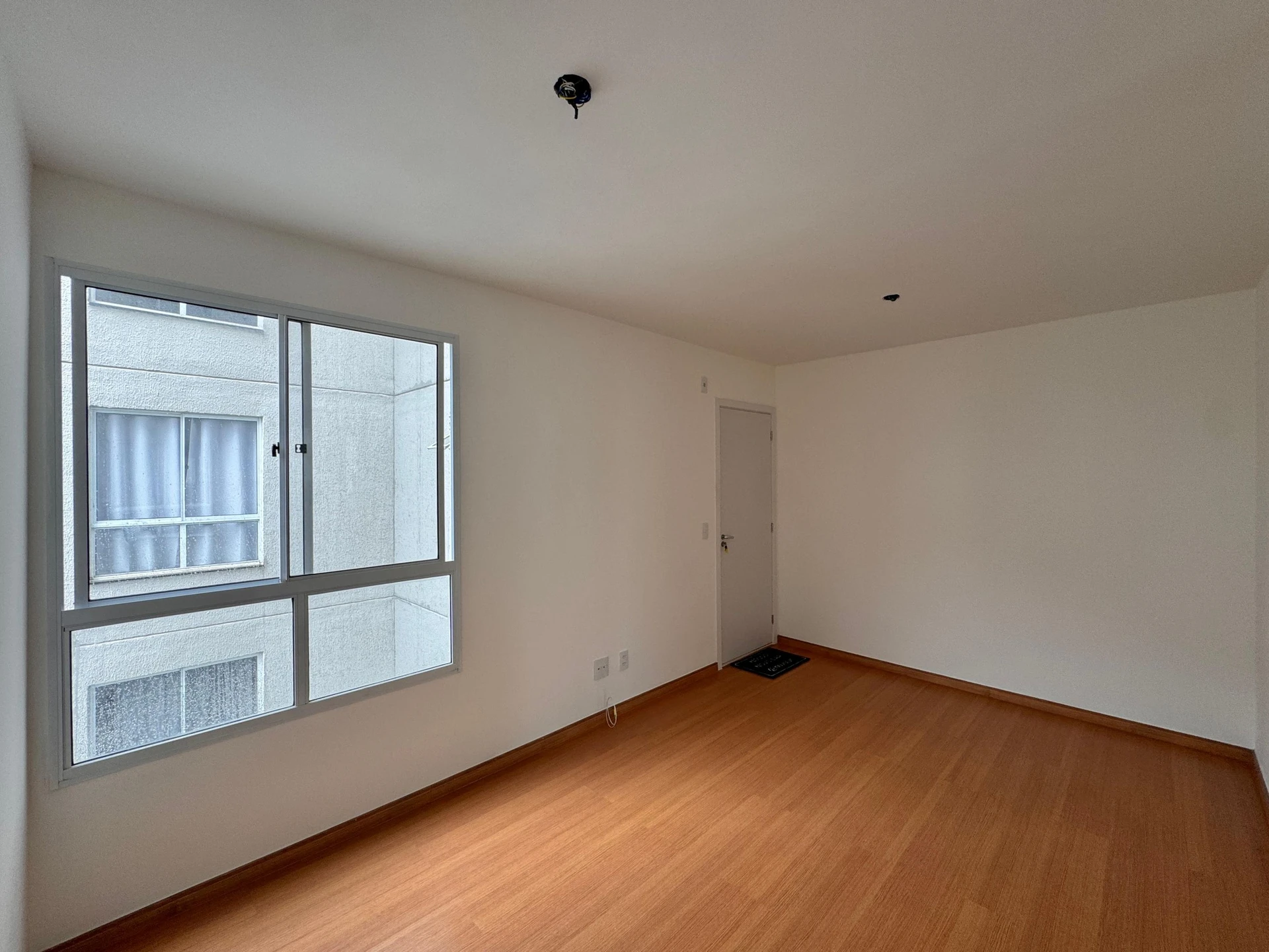 2-bedroom apartment with a closed kitchen and 1 parking spot — photo 31