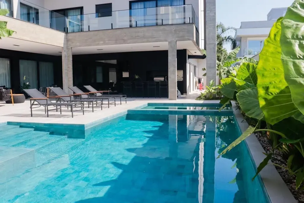 Casa amueblada con 5 suites y cocina compacta — photo 28