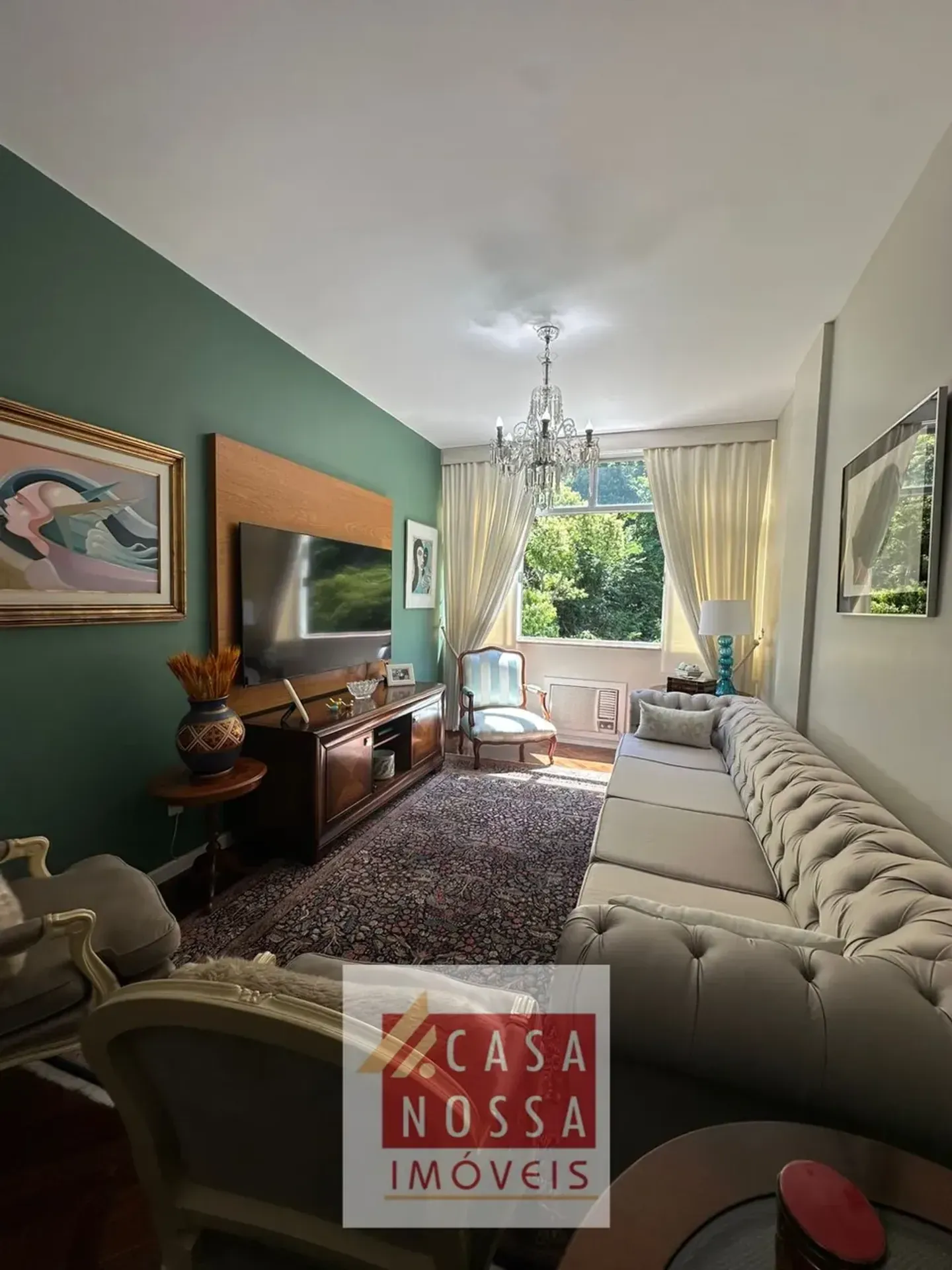 3-bedroom apartment with a park view