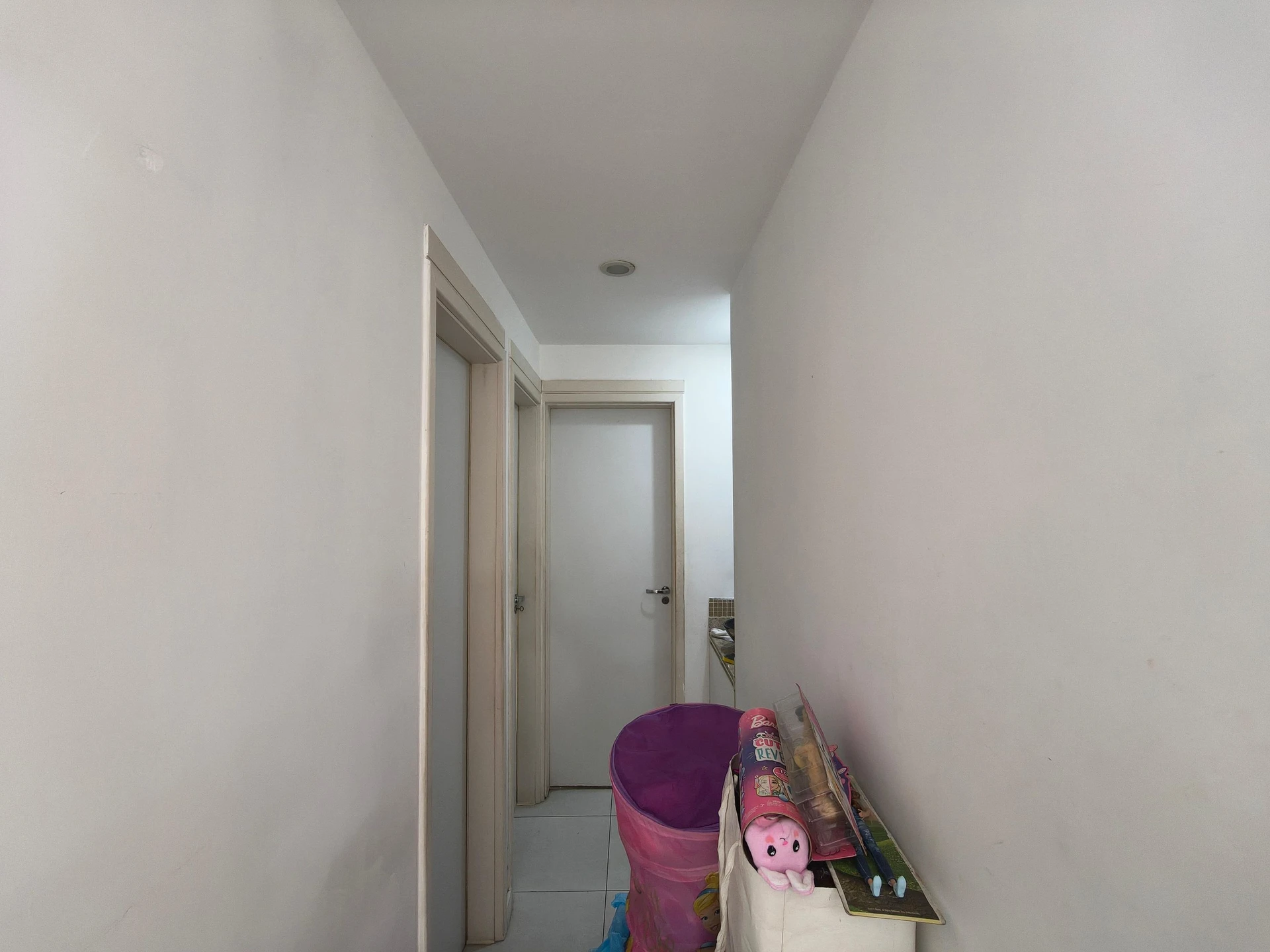 2-bedroom apartment in a building with a gym — photo 22