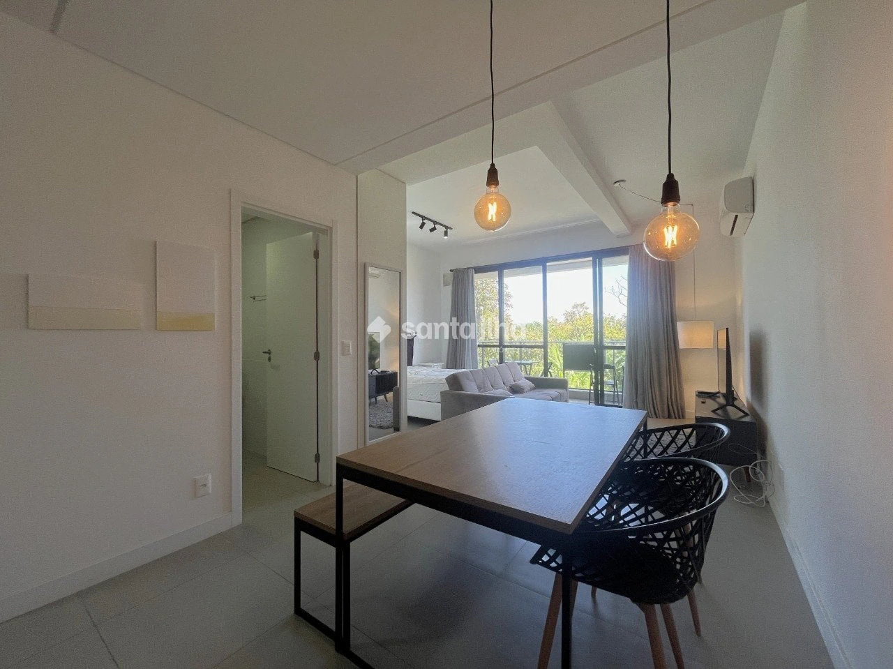 Furnished apartment, 82 m², with a home office