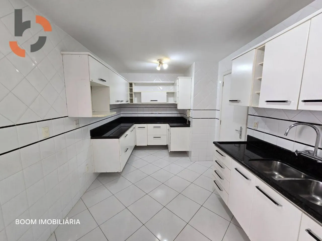 3-bedroom apartment with a closed gas kitchen — photo 2