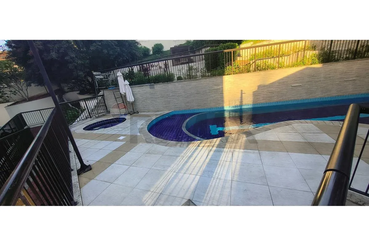 Penthouse with 3 bedrooms and a private pool on the terrace — photo 67