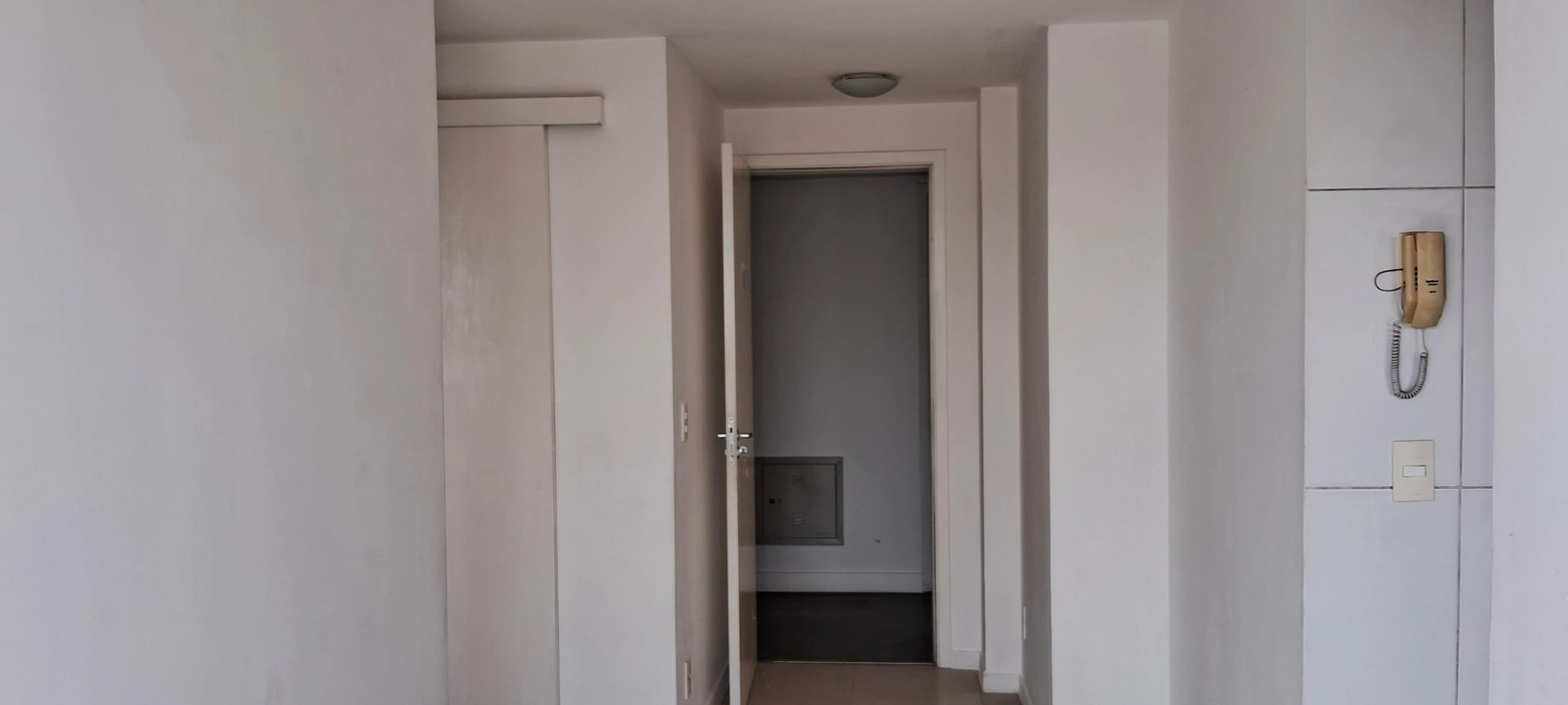 2-bedroom apartment in a building with a gym