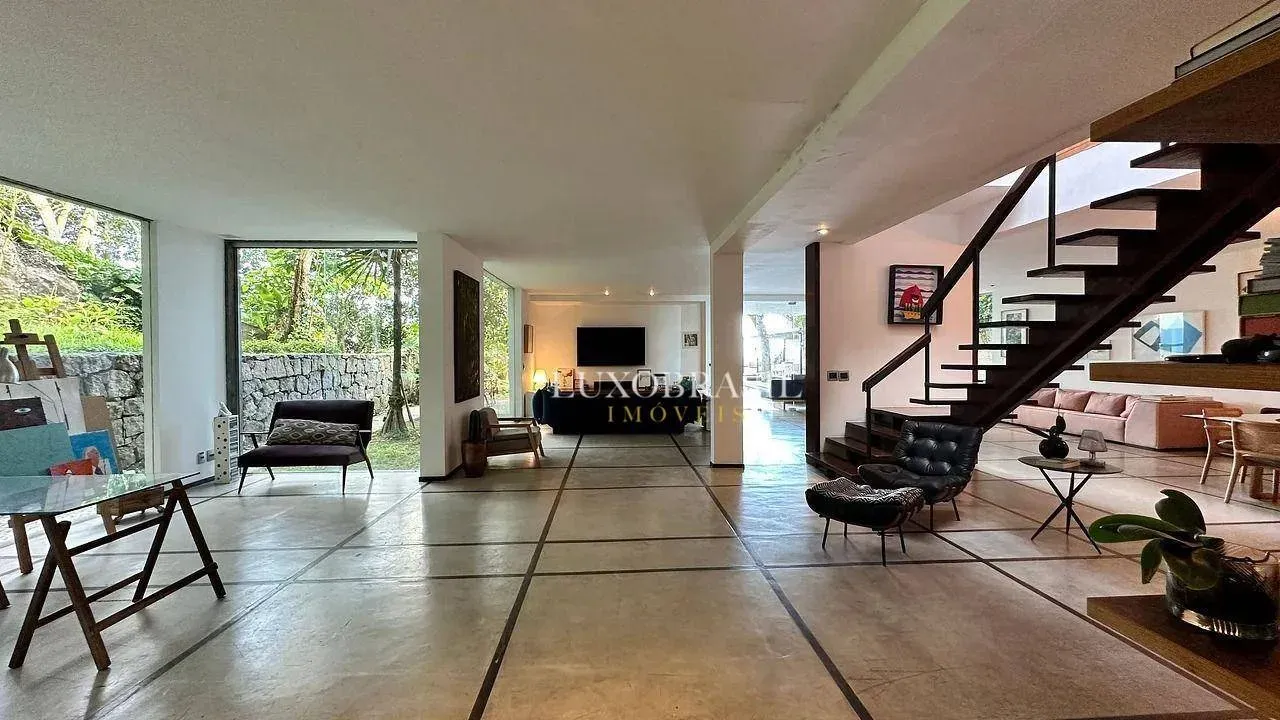 Casa amueblada con 4 dormitorios y parrilla en balcón — photo 11