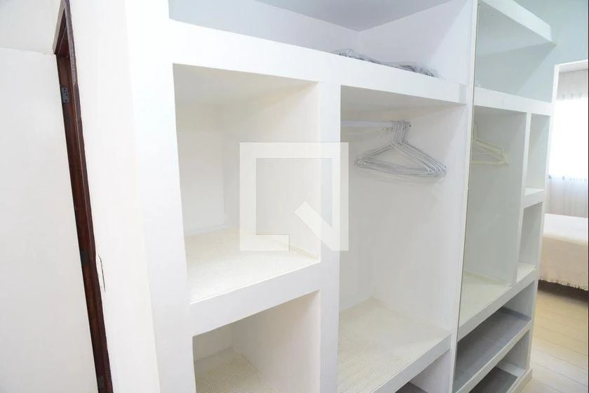 139 m² apartment with glassed-in balcony and 2 parking spots — photo 42