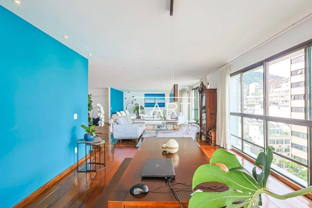 Furnished 4-bedroom apartment with 5 bathrooms — photo 16