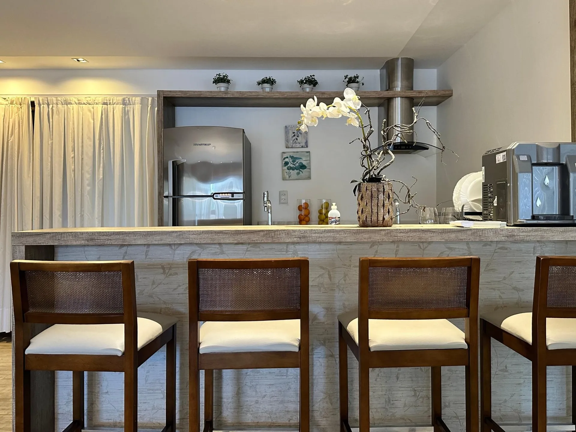 2-bedroom apartment with floor-to-ceiling windows — photo 2