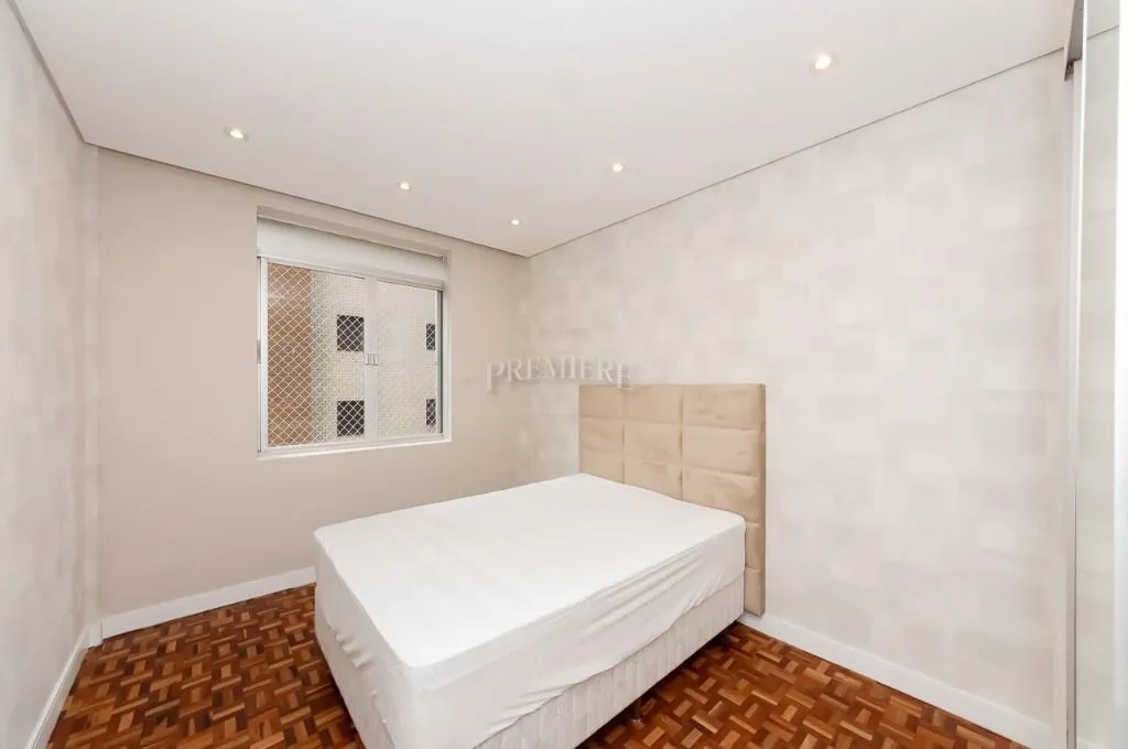 137 m² apartment with 3 bedrooms and 1 parking spot — photo 11