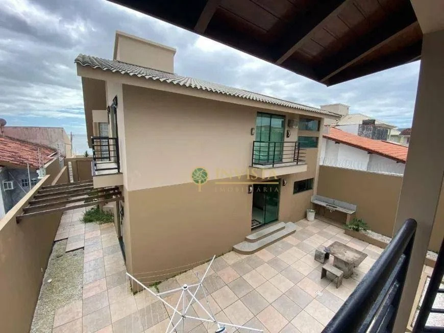 Casa residencial con 4 dormitorios y 5 baños — photo 8