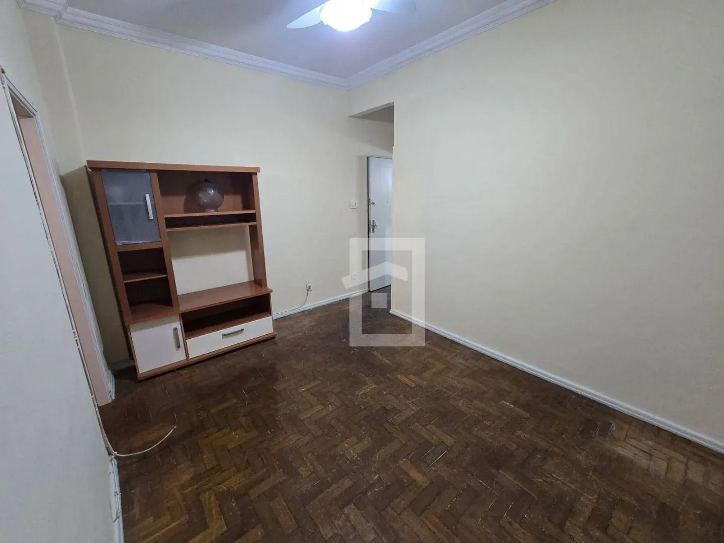1-bedroom apartment with 24-hour concierge and 32 m² — photo 7
