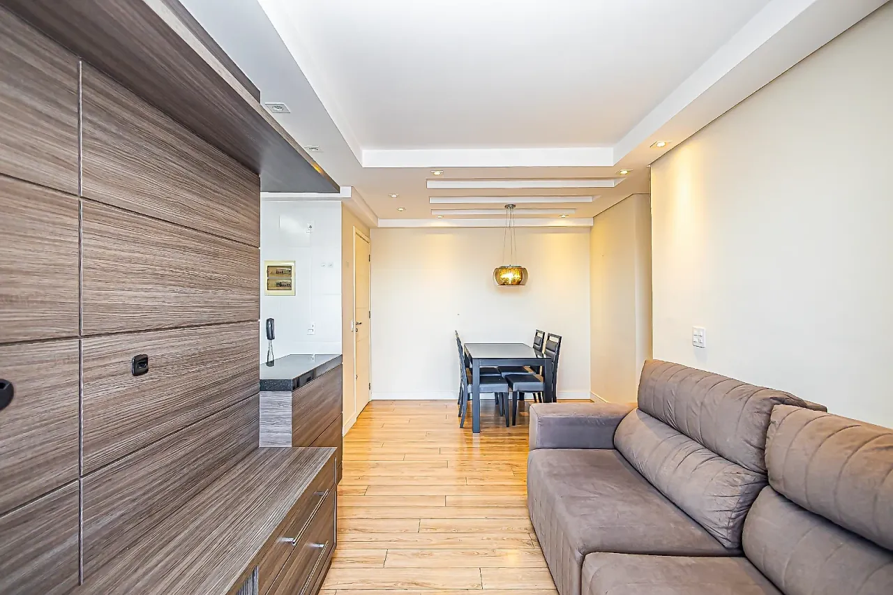 2-bedroom apartment with an open-plan kitchen — photo 9
