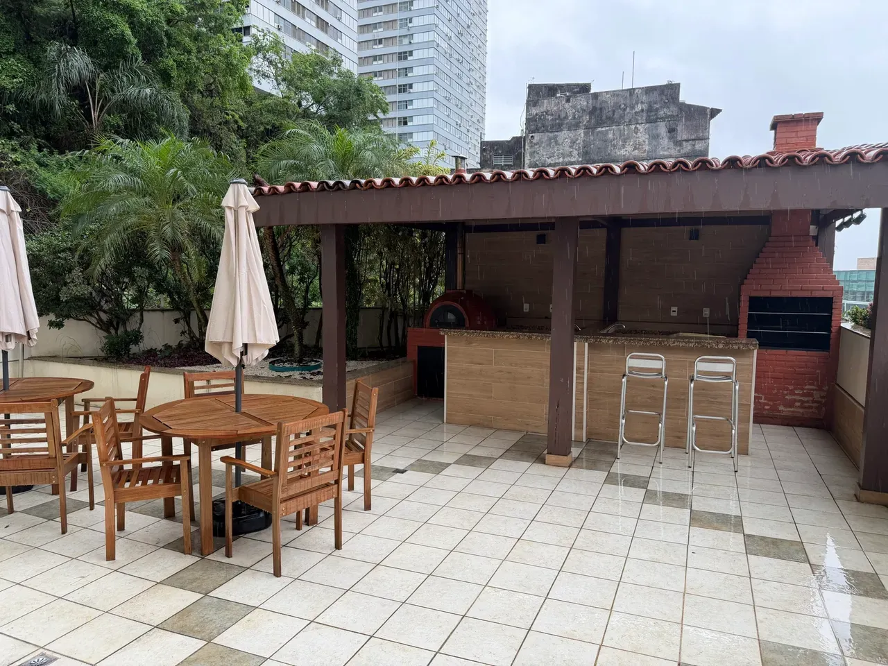2-bedroom apartment with a water view — photo 37