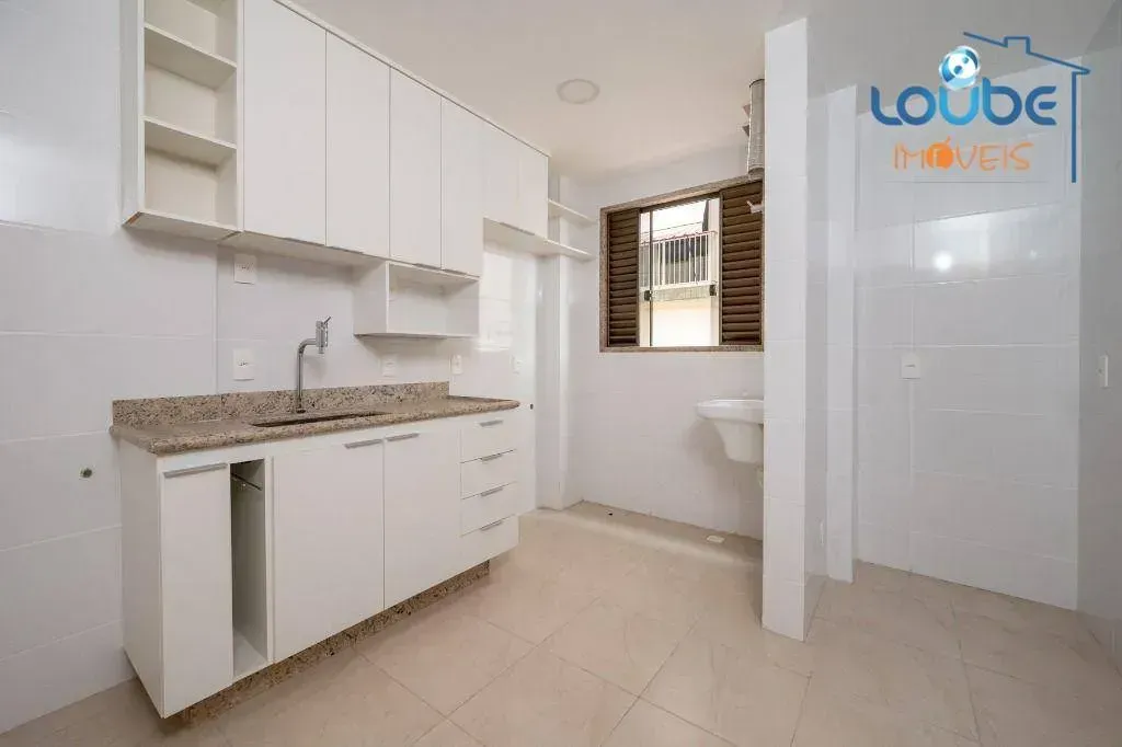 Apartamento para alugar com 2 quartos e 1 banheiro