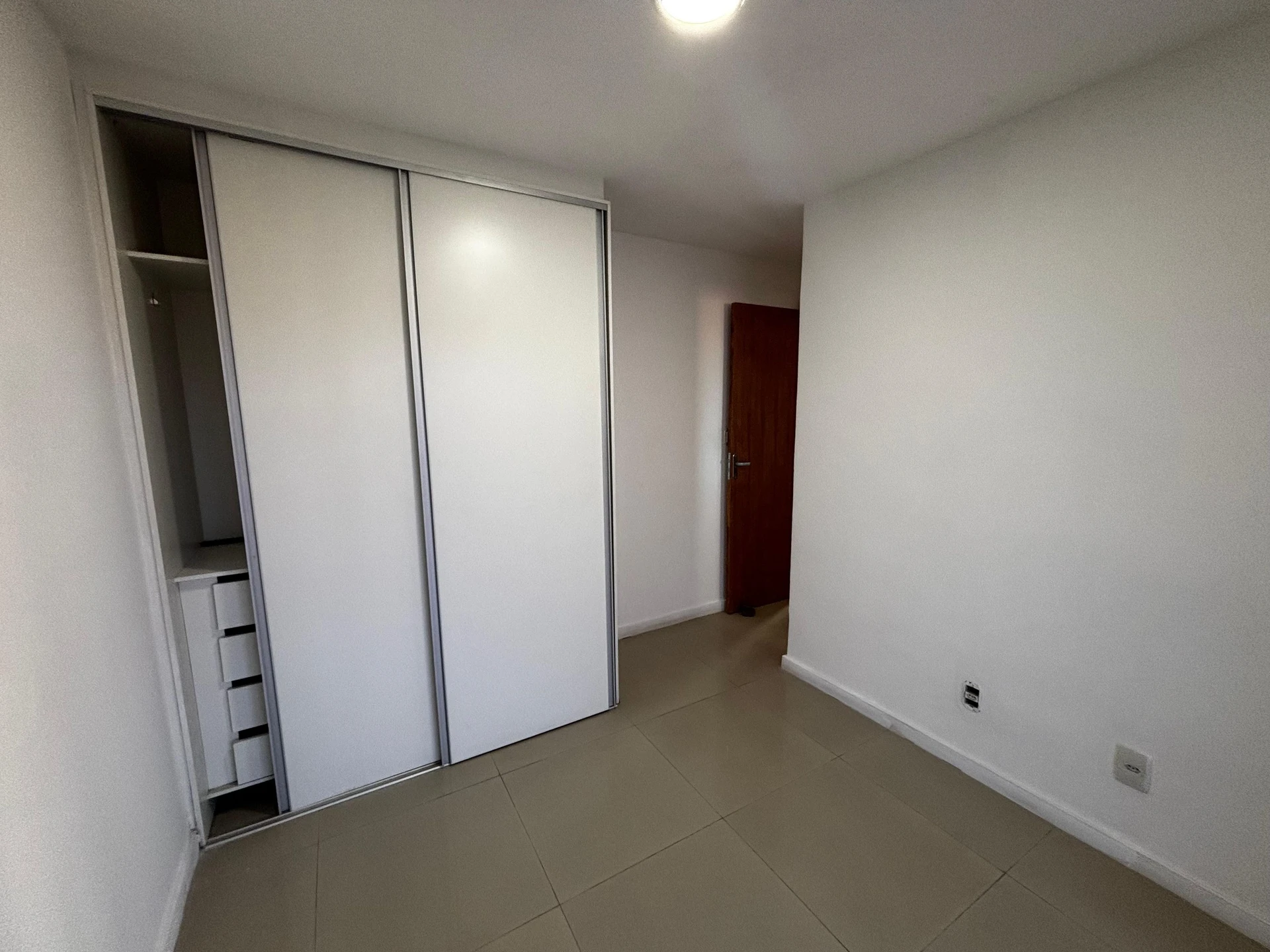 2-bedroom apartment, both with their own bathrooms, 85 m² — photo 25
