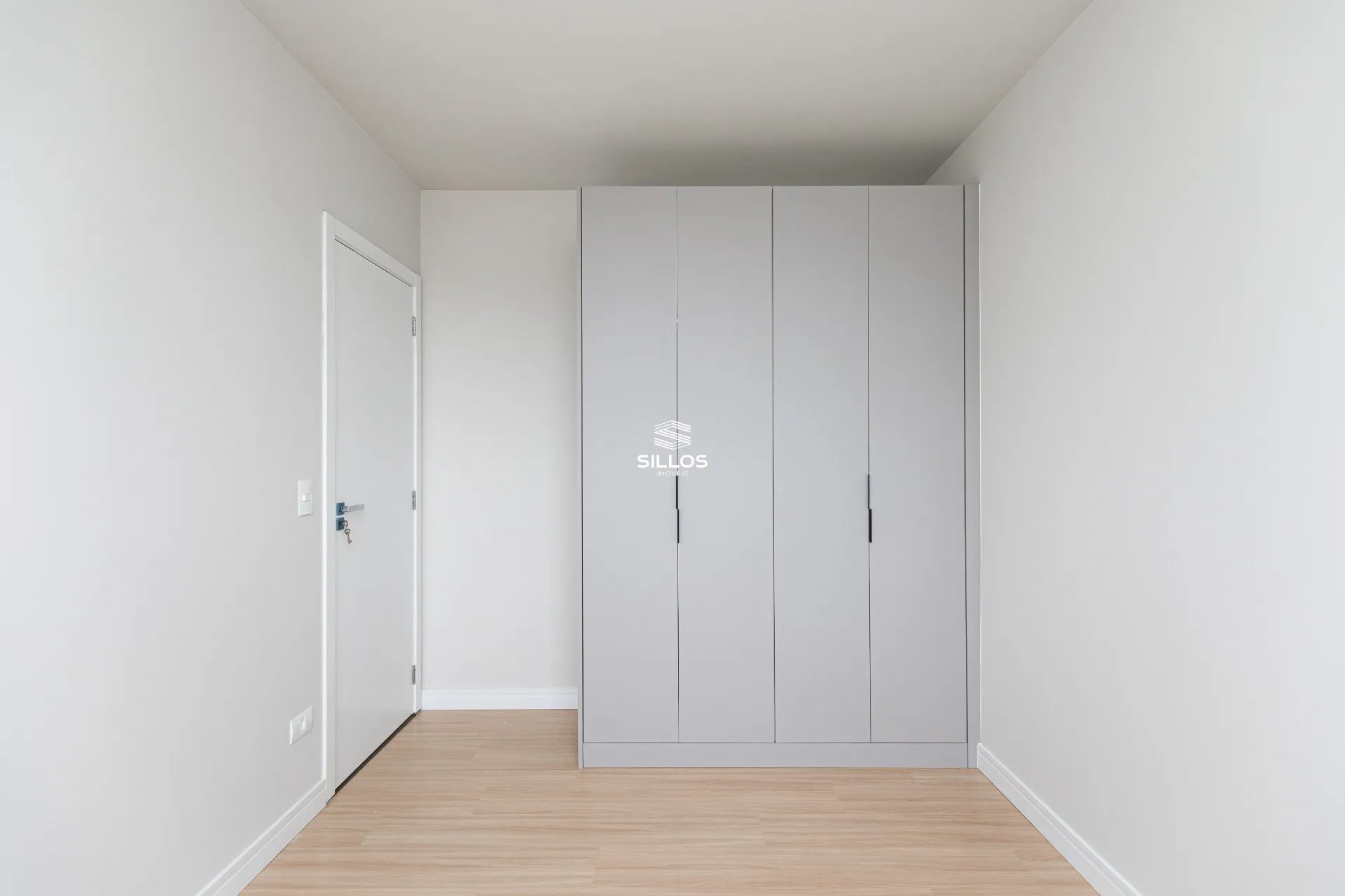 Home office in a 2-bedroom apartment, 59 m² — photo 6