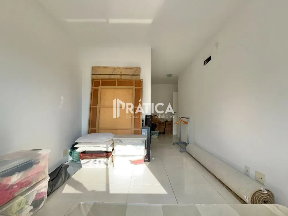 Unfurnished 4-bedroom apartment with balcony grill — photo 28