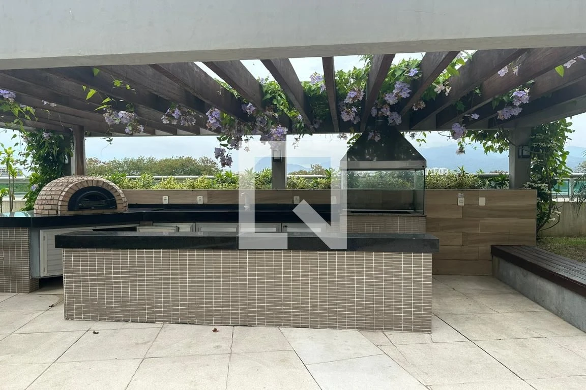 Apartamento mobiliado com 2 quartos e varanda — photo 33