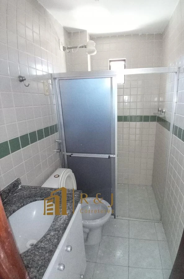 Rental apartment with 3 bedrooms and a balcony — photo 4