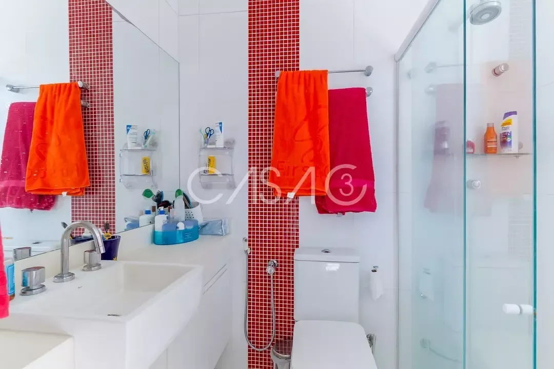 Furnished 125 m² apartment with 5 bedrooms and pool — photo 39