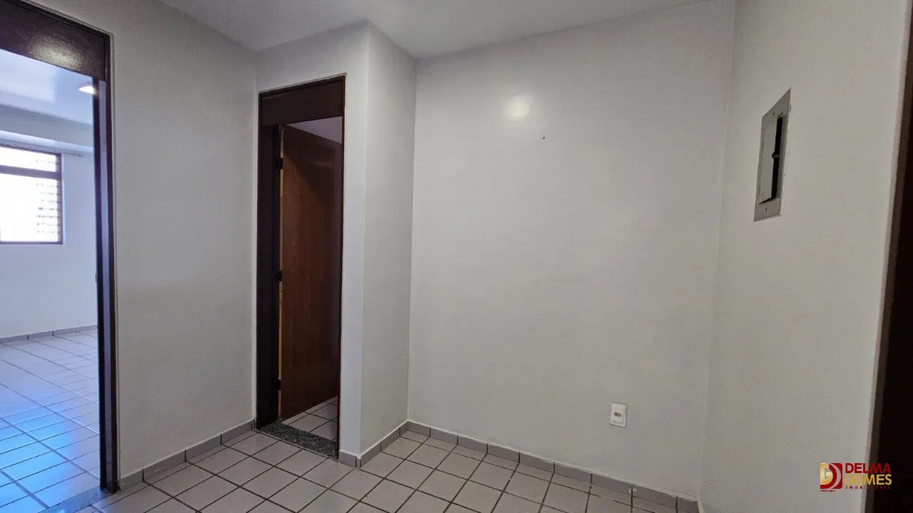 3-bedroom apartment, 1 with its own bathroom, 128 m² — photo 26