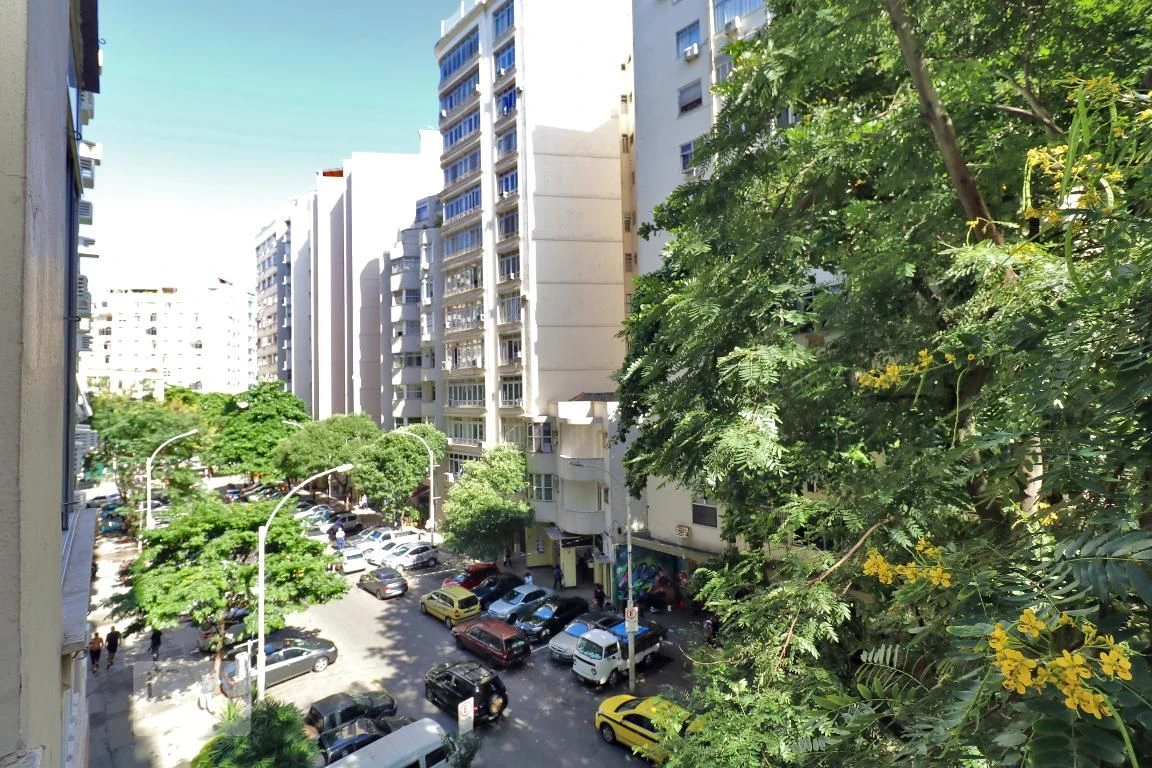 Apartamento de 1 quarto com piso de cerâmica e armários embutidos — photo 11