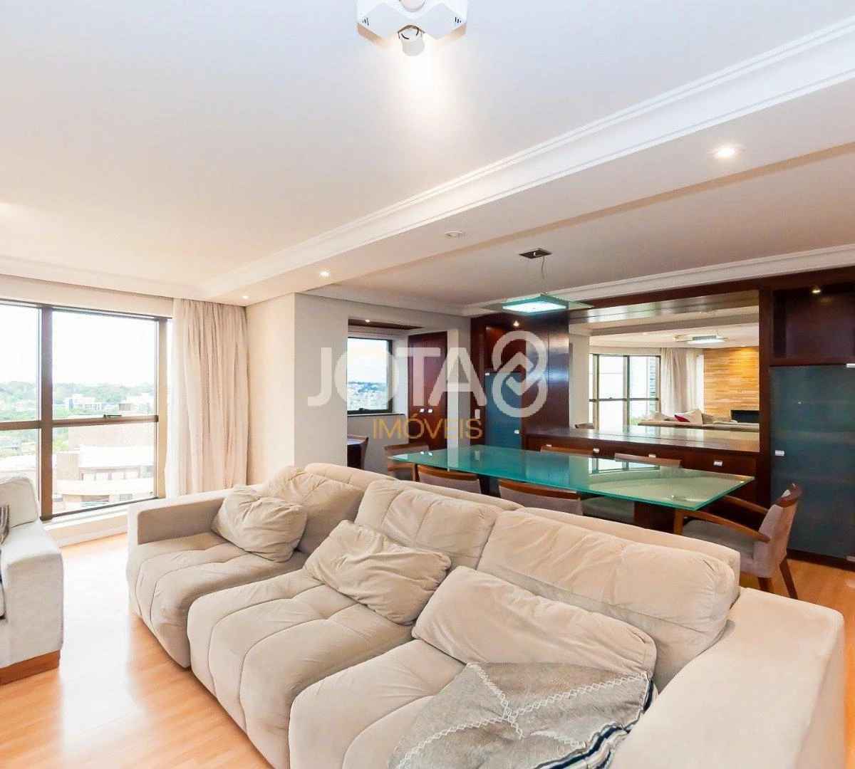 Apartment with 3 bedrooms, 1 en-suite and balcony — photo 28