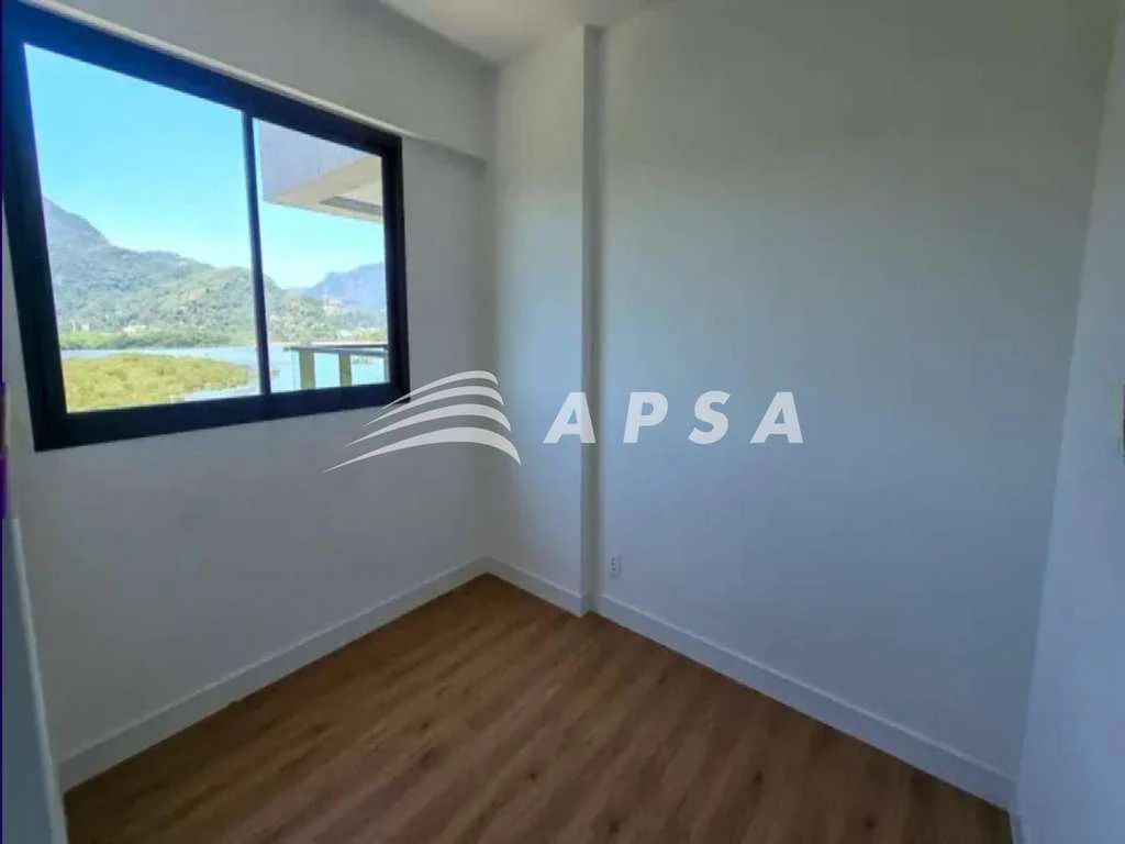 74 m² apartment with 2 bedrooms and en-suite — photo 20