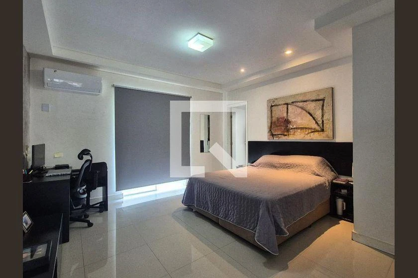 Furnished house with 3 en-suite bedrooms and shared BBQ — photo 15