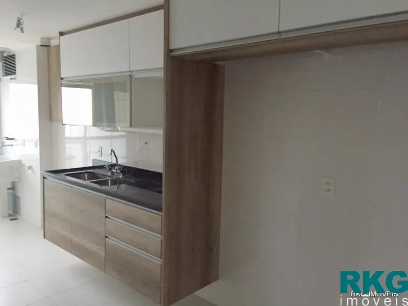 Apartment, 170 m², with a glass-enclosed balcony — photo 15