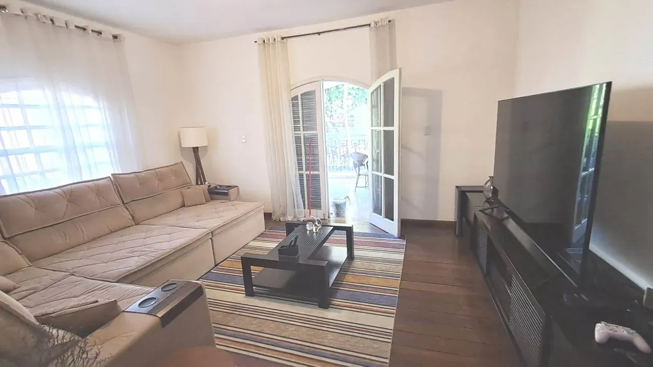 4-bedroom house with a home office — photo 11