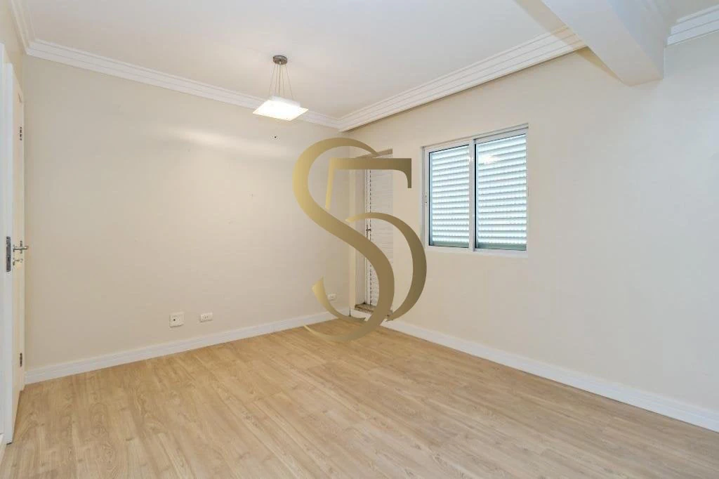 Furnished apartment, 256 m², with a bathtub — photo 27