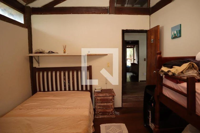 Furnished 500 m² house with 3 bedrooms and an open kitchen — photo 18